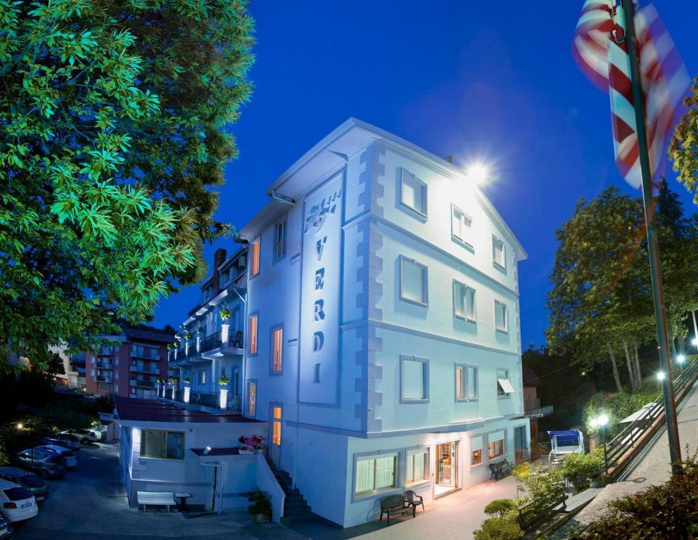 Hotel Verdi فيوجّي المظهر الخارجي الصورة