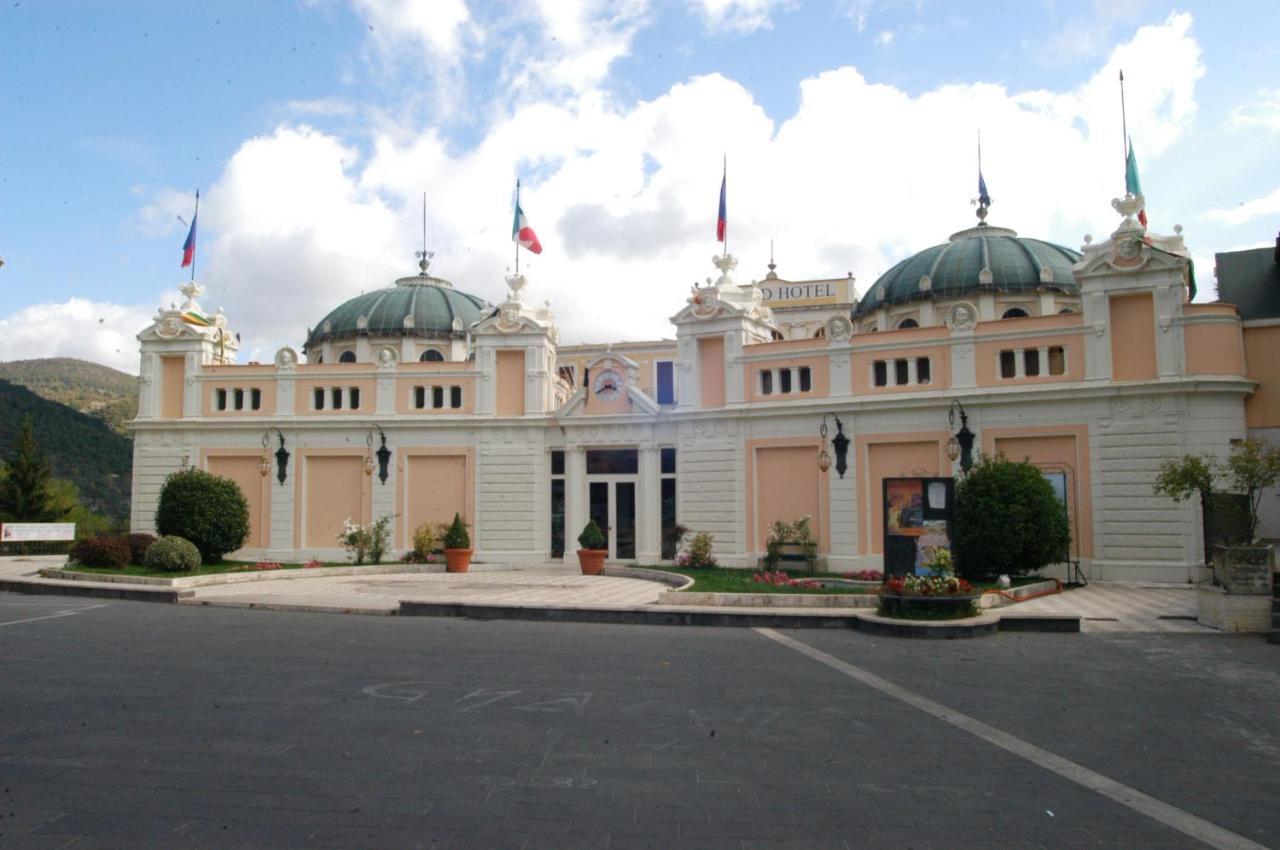 Hotel Verdi فيوجّي المظهر الخارجي الصورة